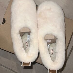 Classic cozy bootie NEVER WORN